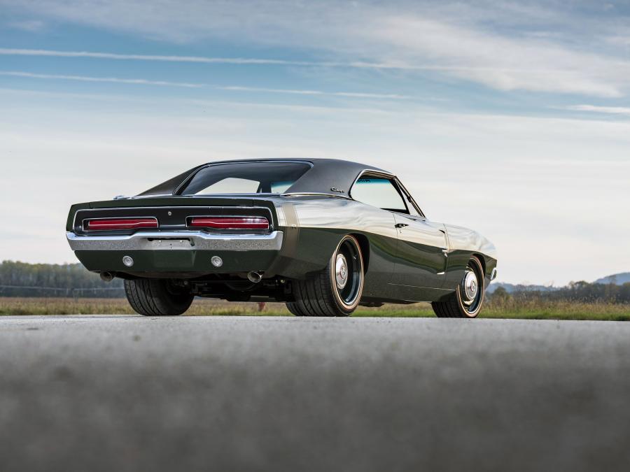  Dodge Charger Defector by Ringbrothers 2017 года  (фото 2 из 15)